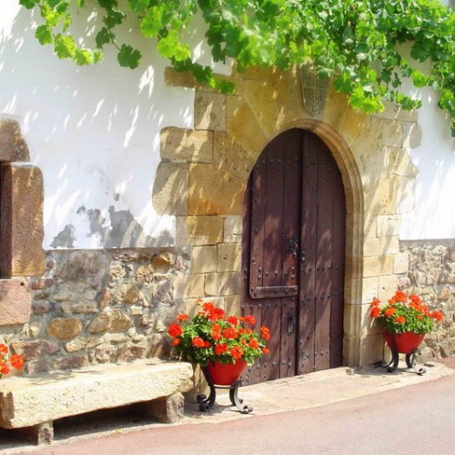 Etxalar doorway, Navarra